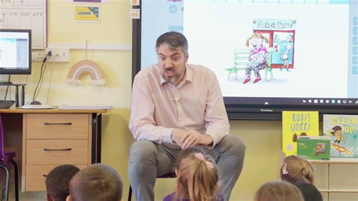 This is one of our favourite clips! There's one thing that Adam loves more than teaching Read Write Inc. Phonics... This was caught during one of our teacher filming days, we hope it makes you smile! | Ruth Miskin Training