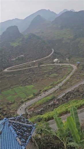 The M shaped curve in Yên Minh