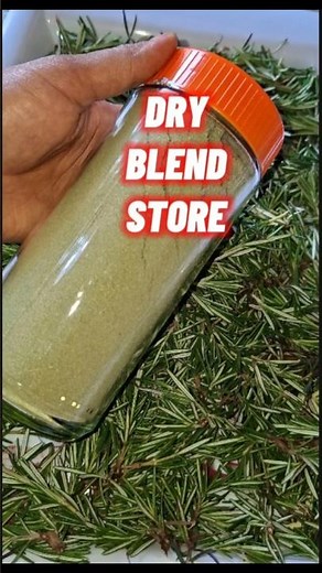 HOW TO MAKE AND STORE ROSEMARY POWDER #herbs #kitchenhacks