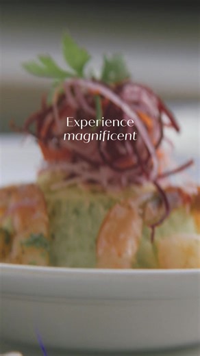 Embark on a once-in-a-lifetime rail journey through Western Canada with the Rocky Mountaineer. 🚂 With Gold Leaf Service, roundtrip flights, excursions, and 5-star accommodation included, this is luxury travel at its finest form. From glacier-fed lakes and dramatic mountain passes to the awe-inspiring Columbia Icefields, every moment on this route showcases the very best of the Canadian wilderness. | Inspiring Travel