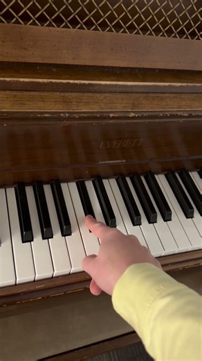 Hear piano note C#4. #piano #musicology #musicalinstrument #guitar #rhythmicalmusic