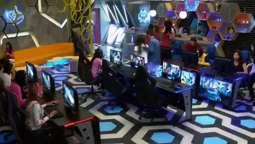 Noobees S01E01 - Gamer por Necessidade