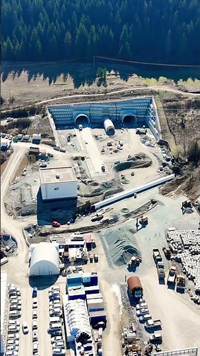 Západný portál tunela Višňové z výšky 😀 👍 #D1 #d1 #dialnica #drone #tunel #visnove