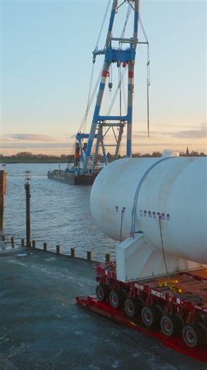 Transport of steam generators