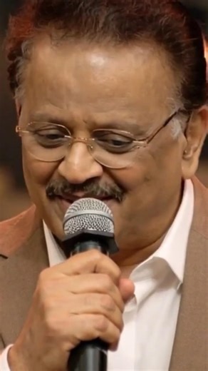 Manakkum Santhaname ❤️🔥 | 80s Fast Love Beat by SPB & Chitra 🎶 #Shorts