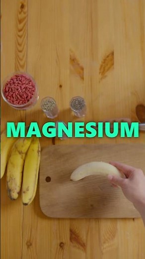 6 Best Foods To Eat Before Bed | How To Sleep Better | Insomnia