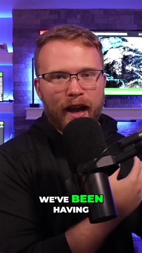 589K views · 5K reactions | An exceptionally active winter is expected from Philly to Maine. Long-range models suggest 6 to 9 significant Nor'easters are likely this year. The North Atlantic Oscillation is expected to flip negative by February/March, potentially causing storms to intensify. Peak storm activity is expected around February through March. #winter #noreaster #weather #storms #forecast #NorthAtlanticOscillation | Ryan Hall, Y'all | Facebook