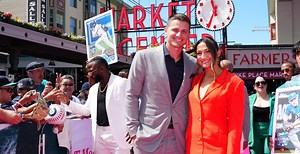 Corey Seager's Wife is His High School Sweetheart