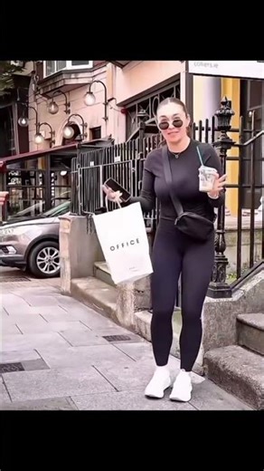 “Tree Scare Prank – OMG Reactions