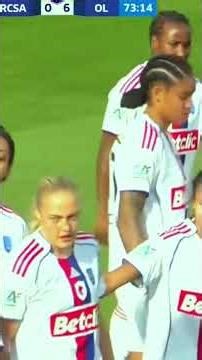 Superbe but à la 75e minute de Korbin Albert, ancien joueur du Paris Saint-Germain.