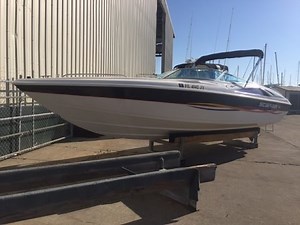 1997 Wellcraft Scarab 26