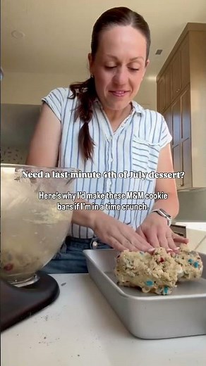M&M Cookie Bars ♥️🤍💙