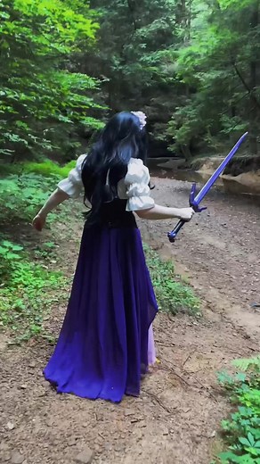 Adorable Minecraft Diaries Cosplay of Aphmau and Her Girlfriend 🏳️‍🌈