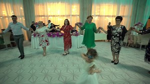 62K views · 1.7K reactions | Alexandru Patrascu - Colaj de hore live la nunta - Foaie verde doi bujori | Petreceti cu noi - Inedit TV | Facebook