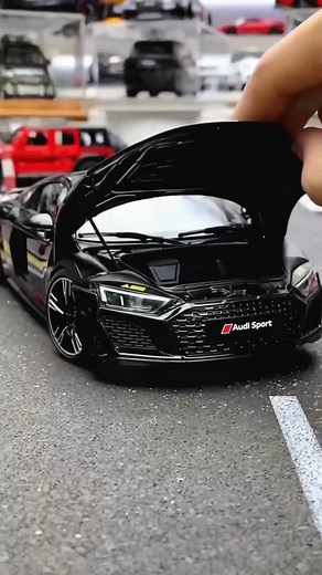 Nicehomieinc-Diecast Model Car on Instagram: "1:18 Audi R8 V10 Diecast Model Car. #cars #audi #audirs #audir8 #diecast #118models"