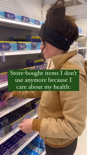 Items I don’t use anymore⬇️ Homesteading completely changed my perspective on a hat I bring into my house, what I put on my skin…what I eat. Once you start paying attention, you see how much modern convenience really costs. Big F toothpaste was one of the first things I tossed. I oil pull, which is simply coconut oil with a drop of peppermint oil, swished for 15 to 20 minutes. If I ever have a toothache, cloves on my teeth or a homemade clove rinse. Homemade toothpaste all the way! These are old