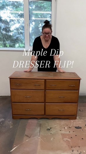 This basic maple 🍁 dresser that I picked up at the thrift store needed a little love. I removed the dated handles that weren’t original anyway, marked off a straight line across the front skirt and cut off the weird vampire fangs with my jig saw. Then I vacuumed up all the dust bunnies and washed it really well before using my carbide scraper and sander to remove the finish from the top and about 10” down the front and sides. I patched up the old hardware holes and a few chunks of missing venee