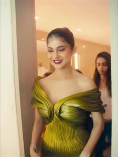 Jennifer Winget: The Epitome of Elegance and Fashion