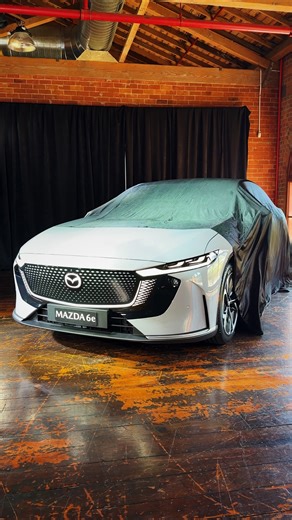 Mazda reveals all-new EV for Australia ⚡️ The 2026 Mazda 6e is an EV Successor to the much-loved Mazda6 and 626, set to rival the Tesla Model 3 and BYD Seal when it arrives in the second quarter of next year. Here’s what we know so far: ⚡️ Starting price under $55,000 ⚡️ 190kW RWD e-motor ⚡️ 78kWh LFP battery ⚡️ More than 500km driving range ⚡️ 30-80% charge in 15 mins via DC Read more at https://car.expert/47EzRQj #mazda #mazda6e #electricvehicle #ev #cars #newcar #reveal | CarExpert.com.au