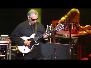 Jackson Browne - Doctor My Eyes (Live Casino de Paris, 18 juin 2010)