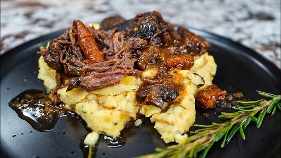 Slow-cooked short ribs recipe