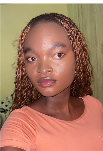 Funny Makeup Struggles for Beginners