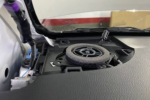 Keunggulan Interior Innova Zenix, Bisa Pakai Speaker 3-Way Tanpa Bobok - Gridoto