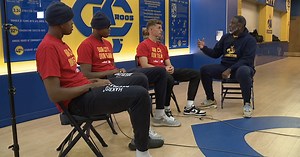 KSHB 41's Kevin Holmes learns German from UMKC student-athletes
