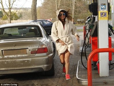 Principal warns: Parents, no pyjamas to my school!