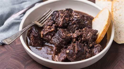 Peposo – easy 5 ingredient Tuscan black pepper stew
