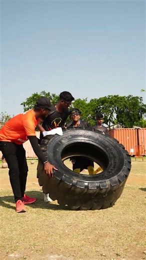 Obstacle Run by Visually Challenged Kids in Chennai at the Wild Warrior Obstacle Games 2026