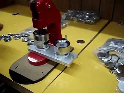 Making of Button Badges - Manual Press