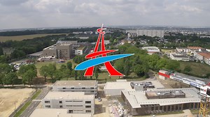 La BSPP évolue ! 📈 Bientôt, le mythique fort de Villeneuve-Saint-Georges 🏰 fermera ses portes et une nouvelle base pédagogique 🏢, actuellement en construction à Limeil-Brévannes, accueillera nos futures recrues 👼 Une structure à la pointe de la technologie qui permettra d'encore mieux former et préparer nos soldats au métier de pompier de Paris 🚒👨‍🚒💦🔥 | Pompiers de Paris