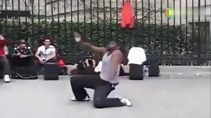 难道这就是传说中的神出鬼没的舞蹈