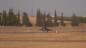 This jet hit full afterburner, then the crowd felt it in their chests