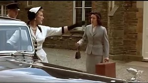 Relative Values (2000)