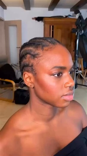 Versatile model, always curious to explore new styles and creative shoots  Available for collaborations in the USA – just drop me a message, I’ll be happy to connect! ✨ #modelvibes #photoshoot #creativestyle #modellife #instamodel #portraitvibes #fashioninspo #modelshoot #styleinspo #creativevibes #usamodel #modelusa #shootingusa #americanvibes #usastyle | Amivi Motion,Tanz&Bewegungsstudio für Kinder und Frauen | Facebook