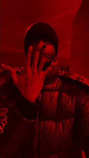 Undesired thoughts make me do this then I feel fine. #handsigns #masonry #kings #bloodgang