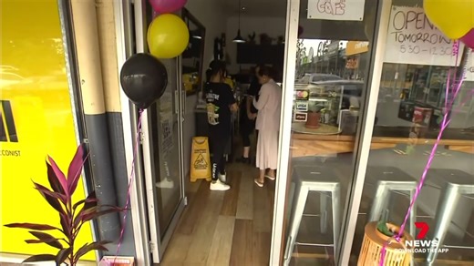 6.5K views · 36 reactions | The polls are tight, and the task for both Anthony Albanese and Peter Dutton to win a majority in parliament is huge. Hugh Whitfeld takes a look at the electoral map and some key seats here in Queensland that could decide the election. Download the 7NEWS app: 7news.link/7newsapp #7NEWS | 7NEWS Brisbane | Facebook