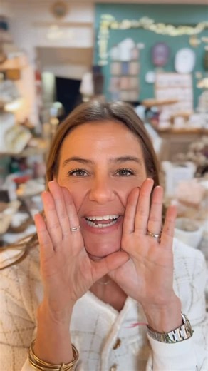 Rose Cactus Concept Store💕🌵🌸 | 🎄🎅🏻CONCOURS DE NOËL 🎅🏻 🎄 . Pour célébrer la magie des fêtes, je vous propose de tenter de gagner… une superbe cheminée de table 🔥✨ Parfaite... | Instagram