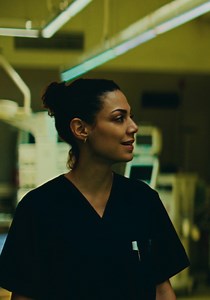 Berlin ER Season 1 - watch full episodes streaming online