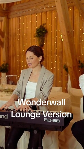 Wonderwall - Oasis (Lounge Akustik Cover) 🎹🎸 - Duo in Österreich