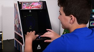 Arcade Classics Atari Tempest Counter Series Arcade Game with 8 Inch Screen