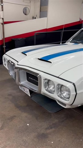 1969_Pontiac_Trans_Am_classiccars_automobile_classiccars_pontiac_firebird | A-Fusion