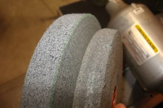 How to Clean and Dress a Bench Grinder Wheel (Helpful Tips)