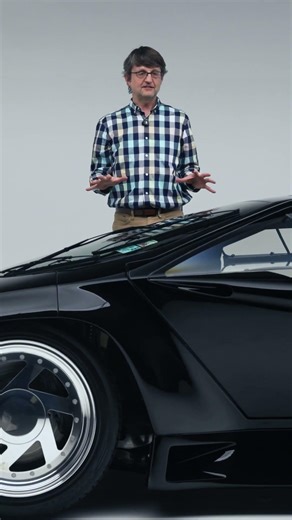 AMERICA'S FIRST SUPERCAR! | The Vector W8 Twin Turbo