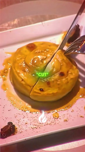 Gordon Ramsay Served 15 Crepes at Once 😳🥞