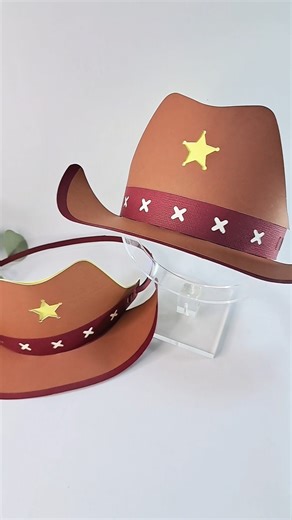 No cowboy costume is complete without the hat! 🤠 #EasyDIY #paperhat #PaperCowboyHat #DIYCraft