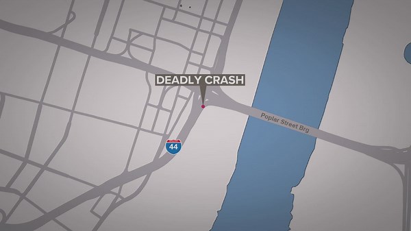 I-44 crash at Poplar Street Bridge leaves 1 dead late Saturday