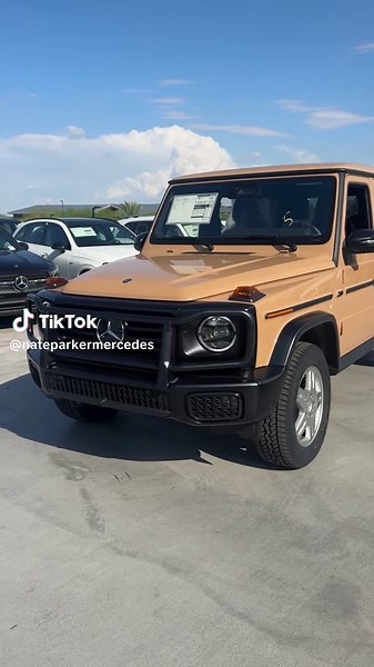 Stronger than the 1980s: Colorado Beige Mercedes